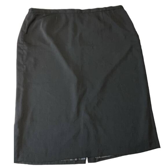 Maggie Barnes Dresses & Skirts - Maggie Barnes Black Pencil Skirt Size 32EW